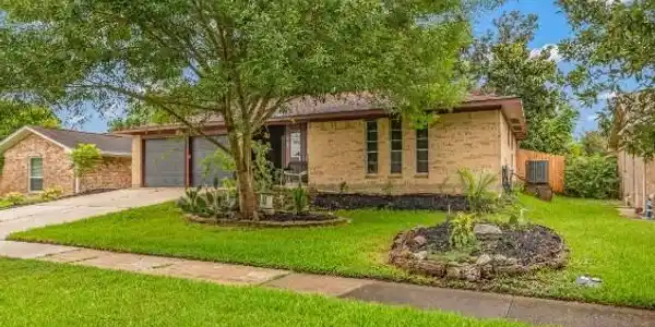 Image 2: Front Angle | Landscaping