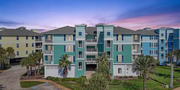 4121 Pointe West Drive