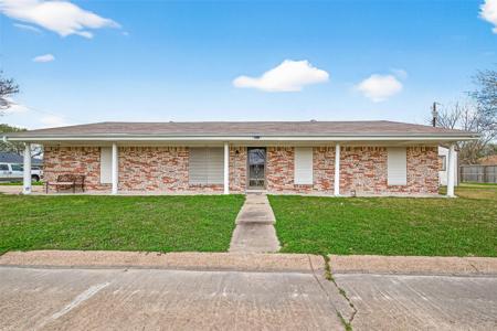 2510 Sunnycrest Drive