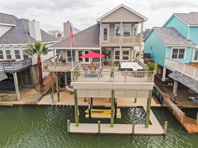 1018 Long Reach Drive