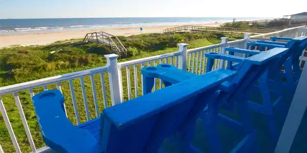Image 2: Look at that View! Beach and Ocean Vistas!