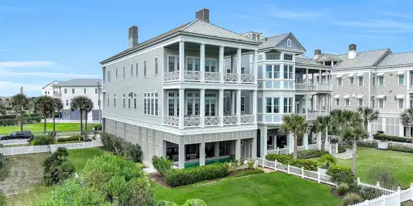 2457 E Seaside Drive