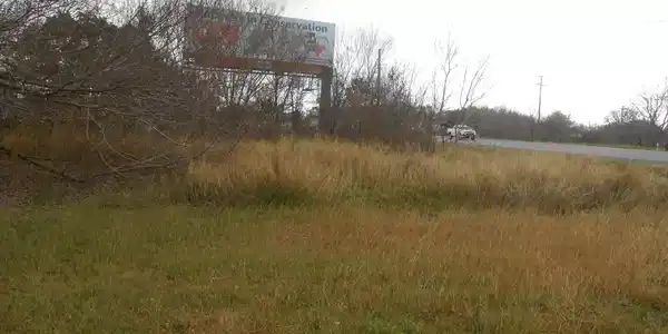 5900 HIWAY 6 S HIGHWAY Trafficway