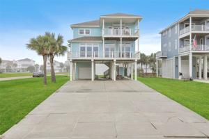4214 Pelican Lane