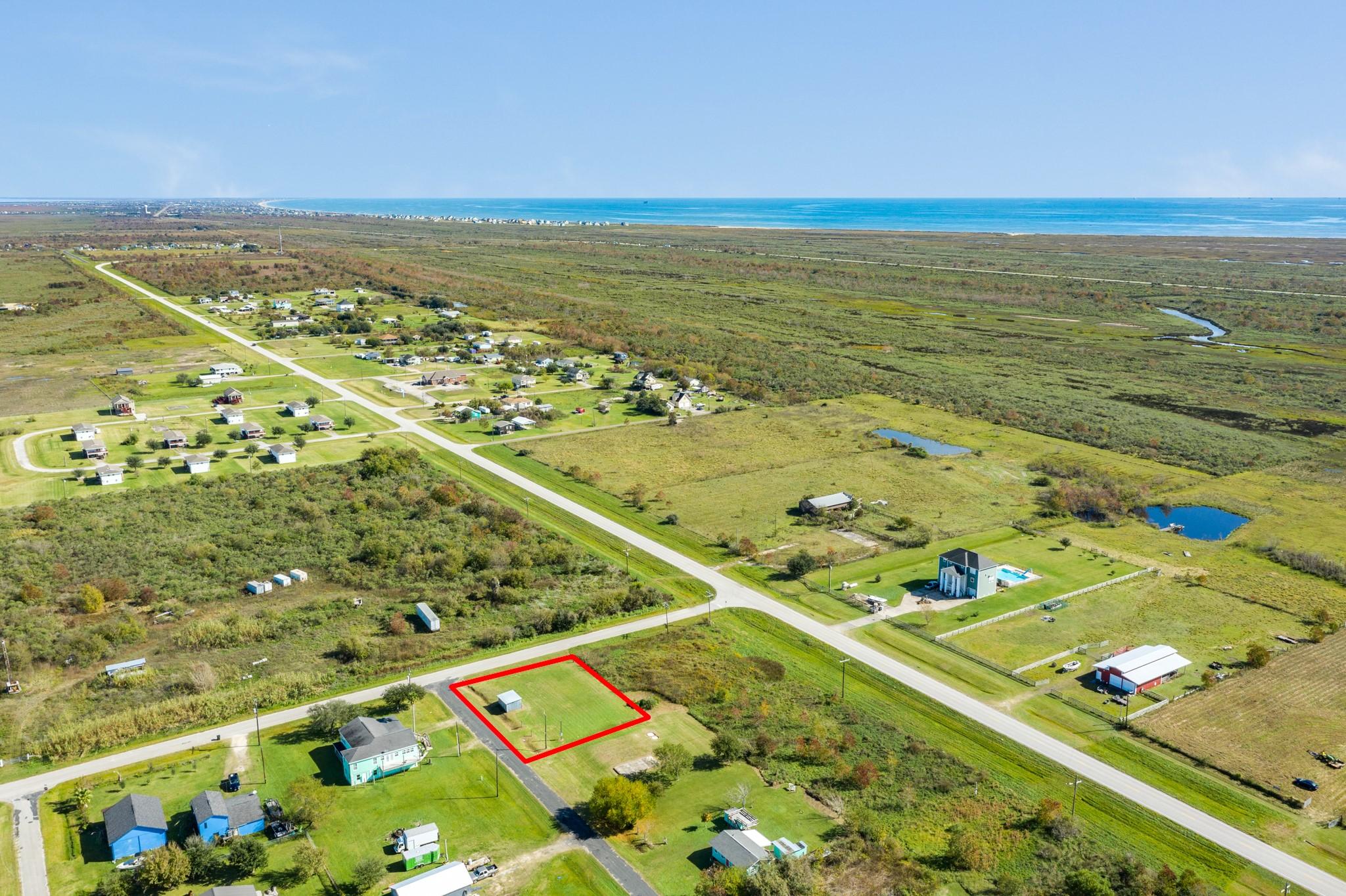 Image 4: 2322 Madison - Corner Lot