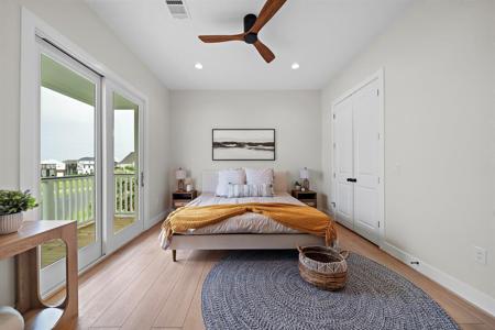 3926 Mendocino