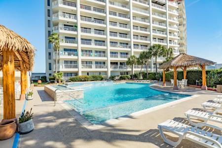 7700 Seawall Boulevard