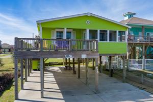 975 S Redfish Street