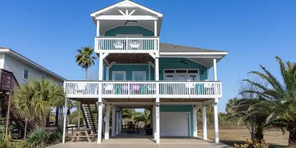 22418 Vista Del Mar