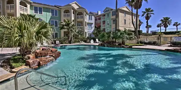 7000 Seawall Boulevard
