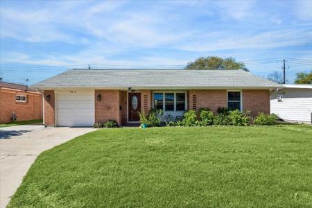 6610 Fairway Drive
