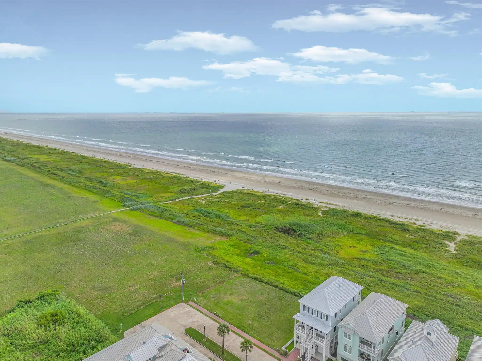 Image 1: Beachfront homesite with sweeping Gulf views and d
