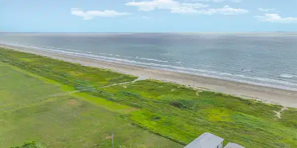 1833 Seaside Drive