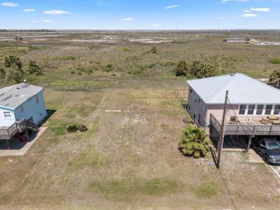 499 Beachfront Drive