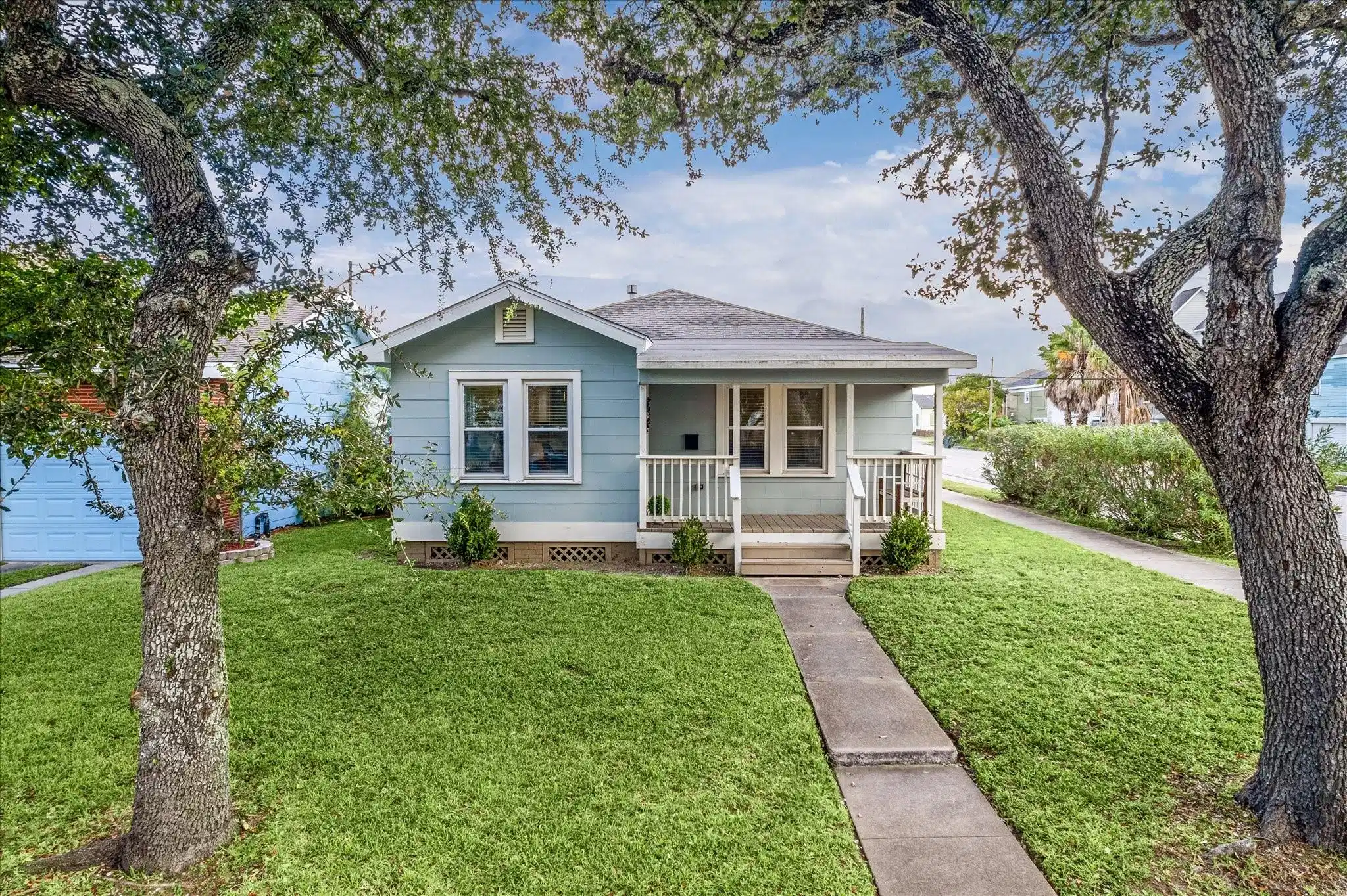 Image 1: Welcome to 4102 Ave M 1/2! This updated 2 bed, 1 b