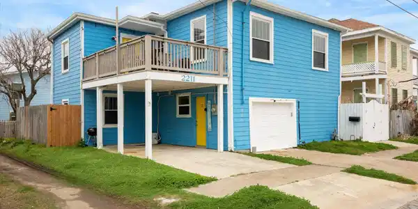 Image 4: The garage was converted into an independent Flexi