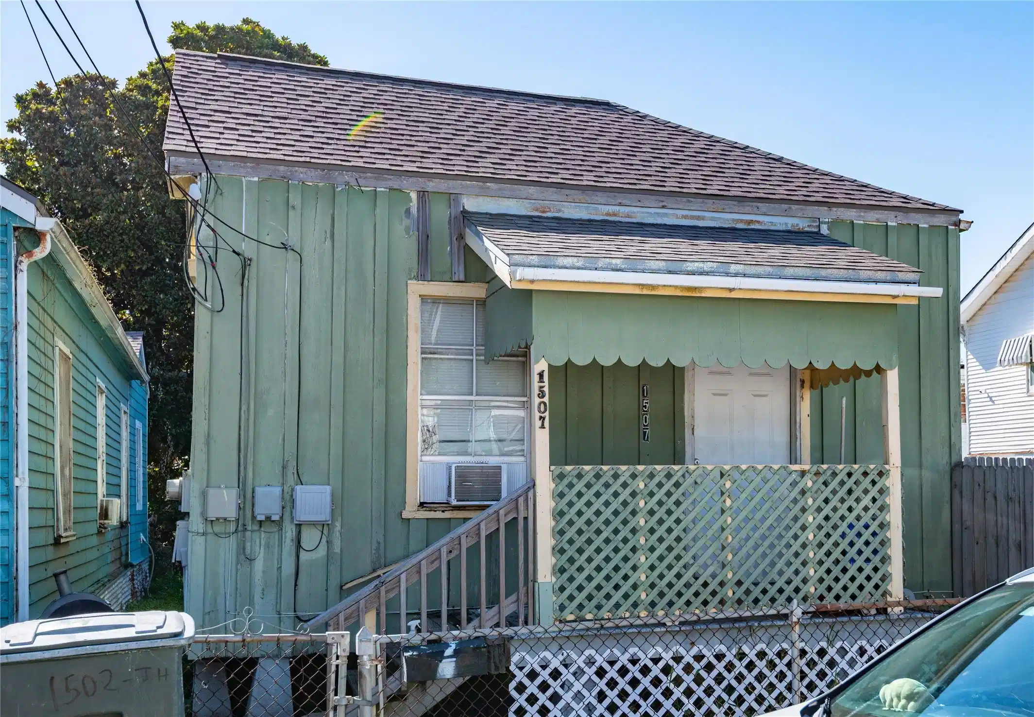 Image 1: Located just minutes from UTMB, Downtown Galveston