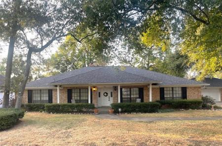500 Pin Oak Drive