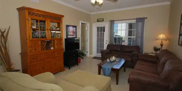 Image 2: Nice big open living space with access to private
