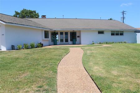 1305 Harbor View Drive