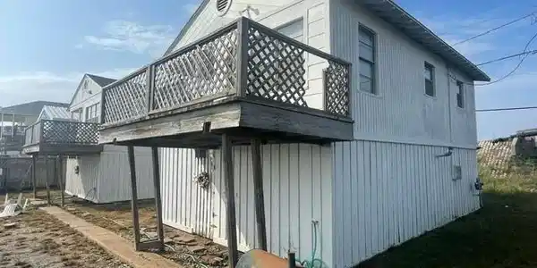 221 E Bayshore Drive