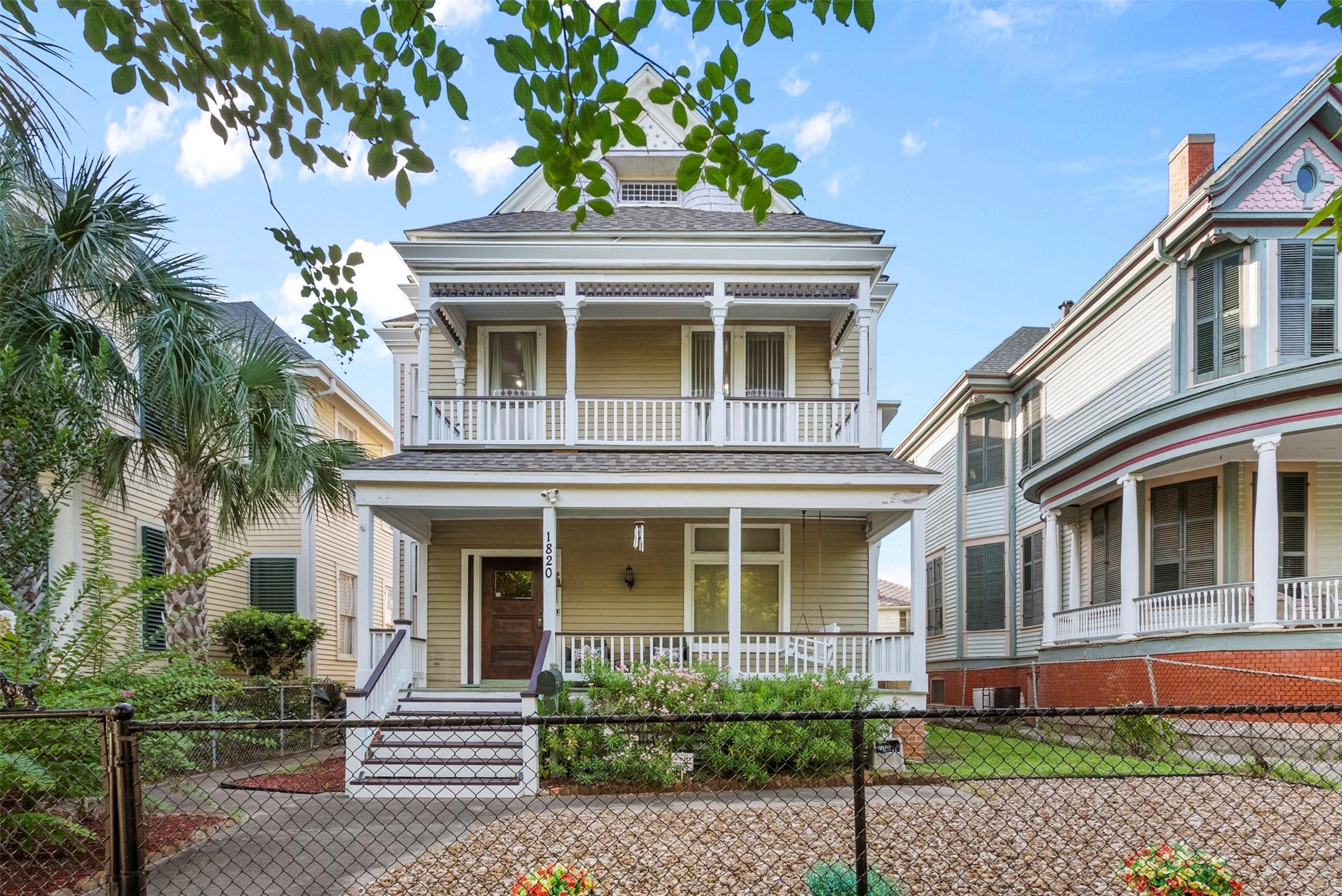 Image 3: Welcome to 1820 Winnie Street in the Historic Dist
