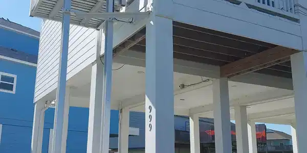 Image 4: Convenient Cargo Lift