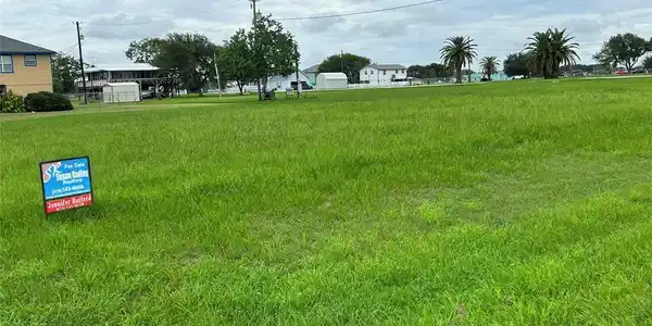00 W Bayshore