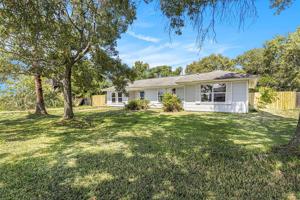618 S Shady Lane