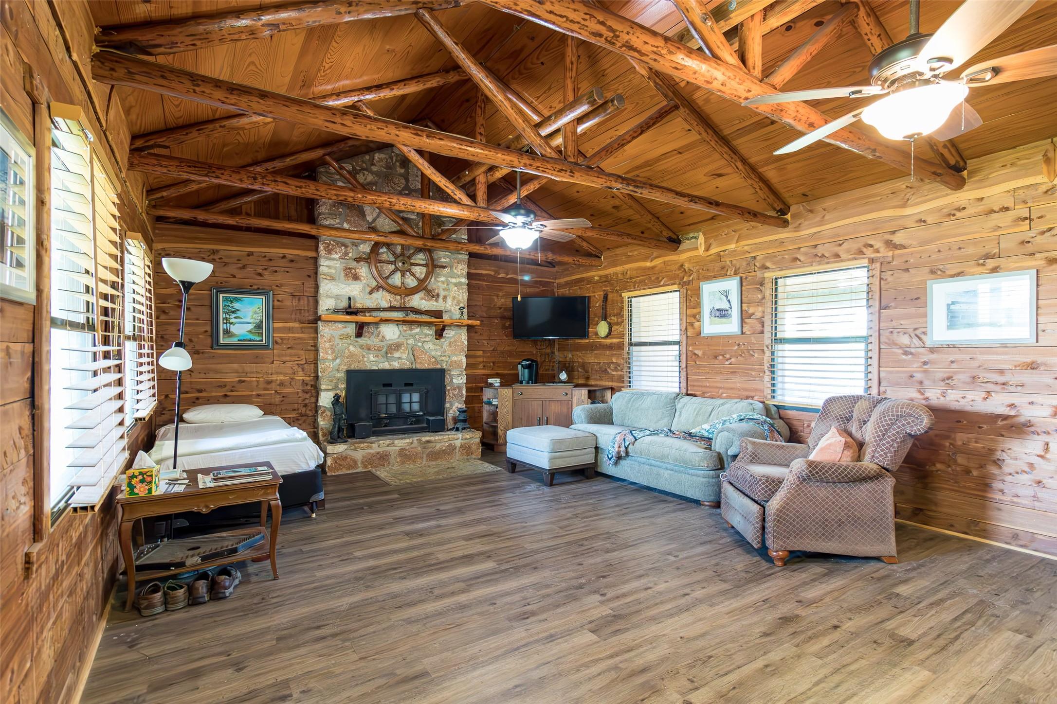 Image 2: Main Cabin