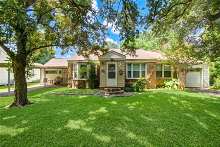 2206 Oaklawn Drive