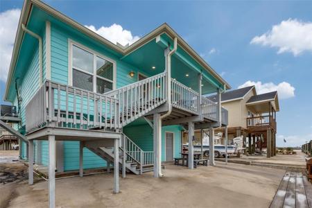 78 Dolphin Lane