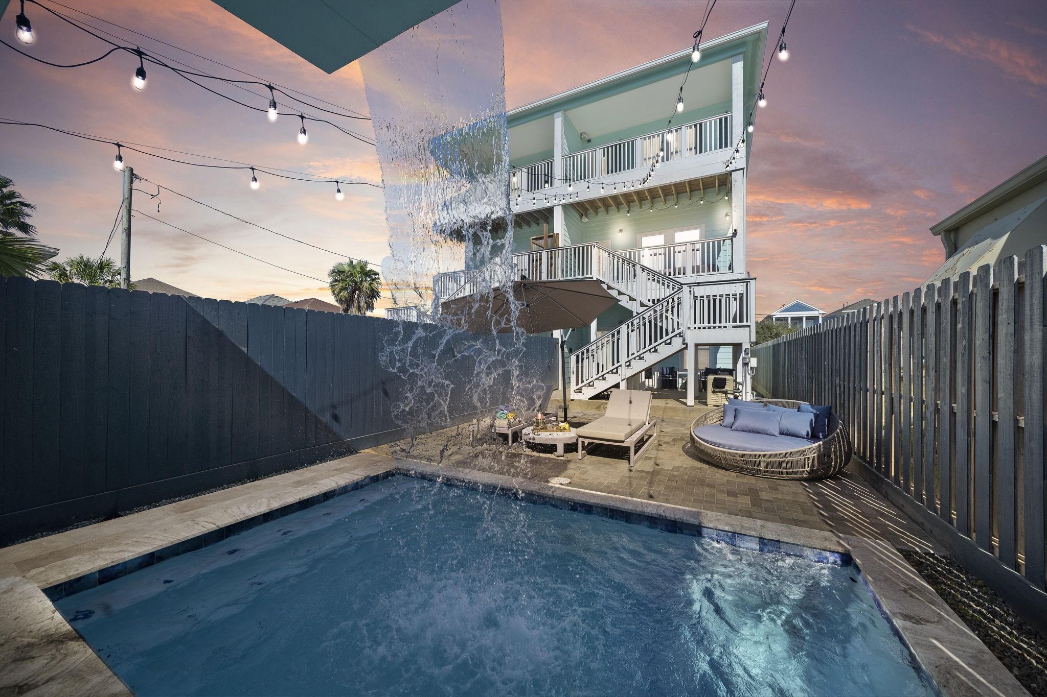 Image 3: Unit B heated pool with water fall and outdoor kit