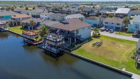 1007 Redfish Street
