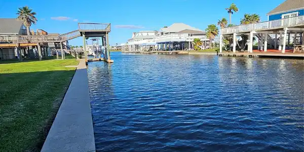 21811 Matagorda