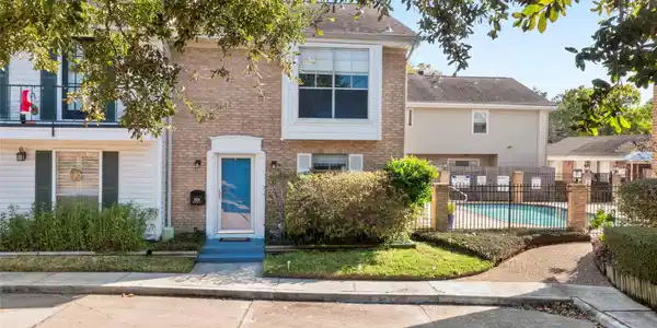 18214 Heritage Lane