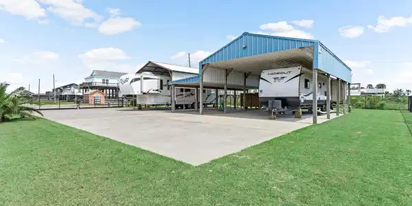 1253 & 1255 O'Neil Rd