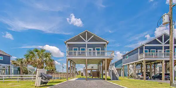 1079 Cedar Lane