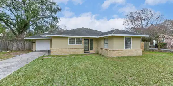 405 N Burnett Drive
