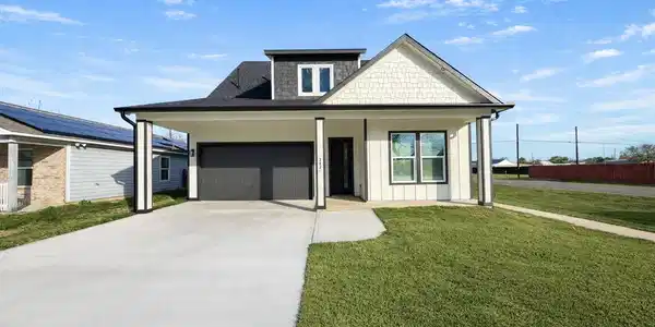 302 Dr Martin Luther King Jr Drive