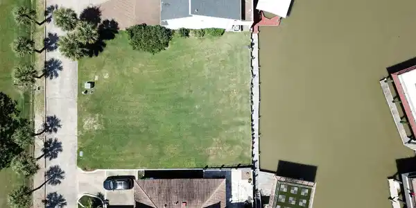 Image 3: Waterfront