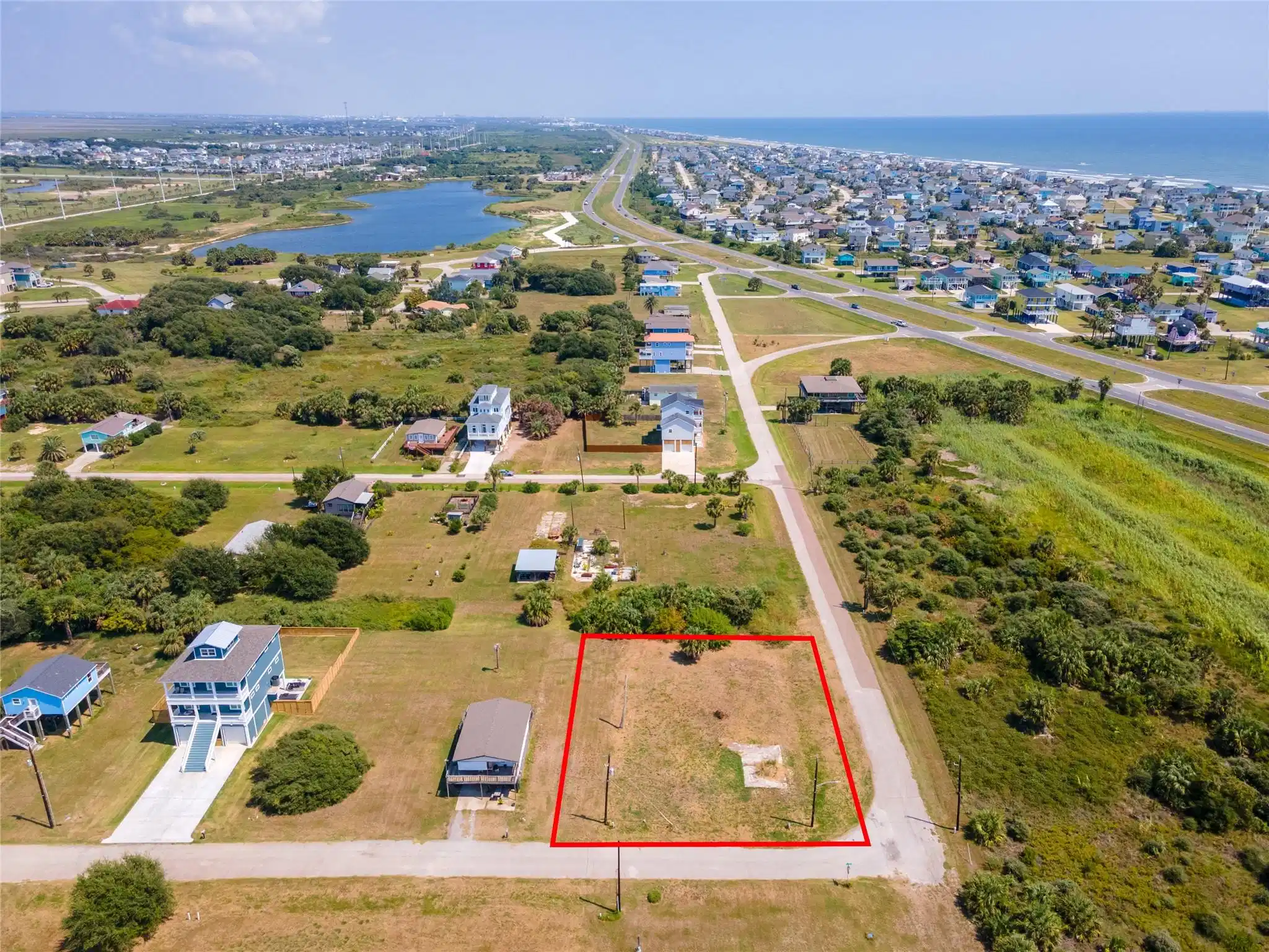 Image 1: Large Corner Lot
