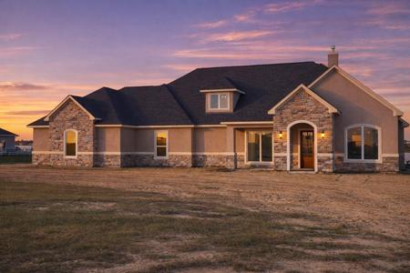 3811 Lakeridge Parkway