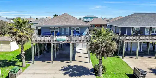 870 Gulfview Drive