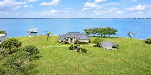 842 County Road 478