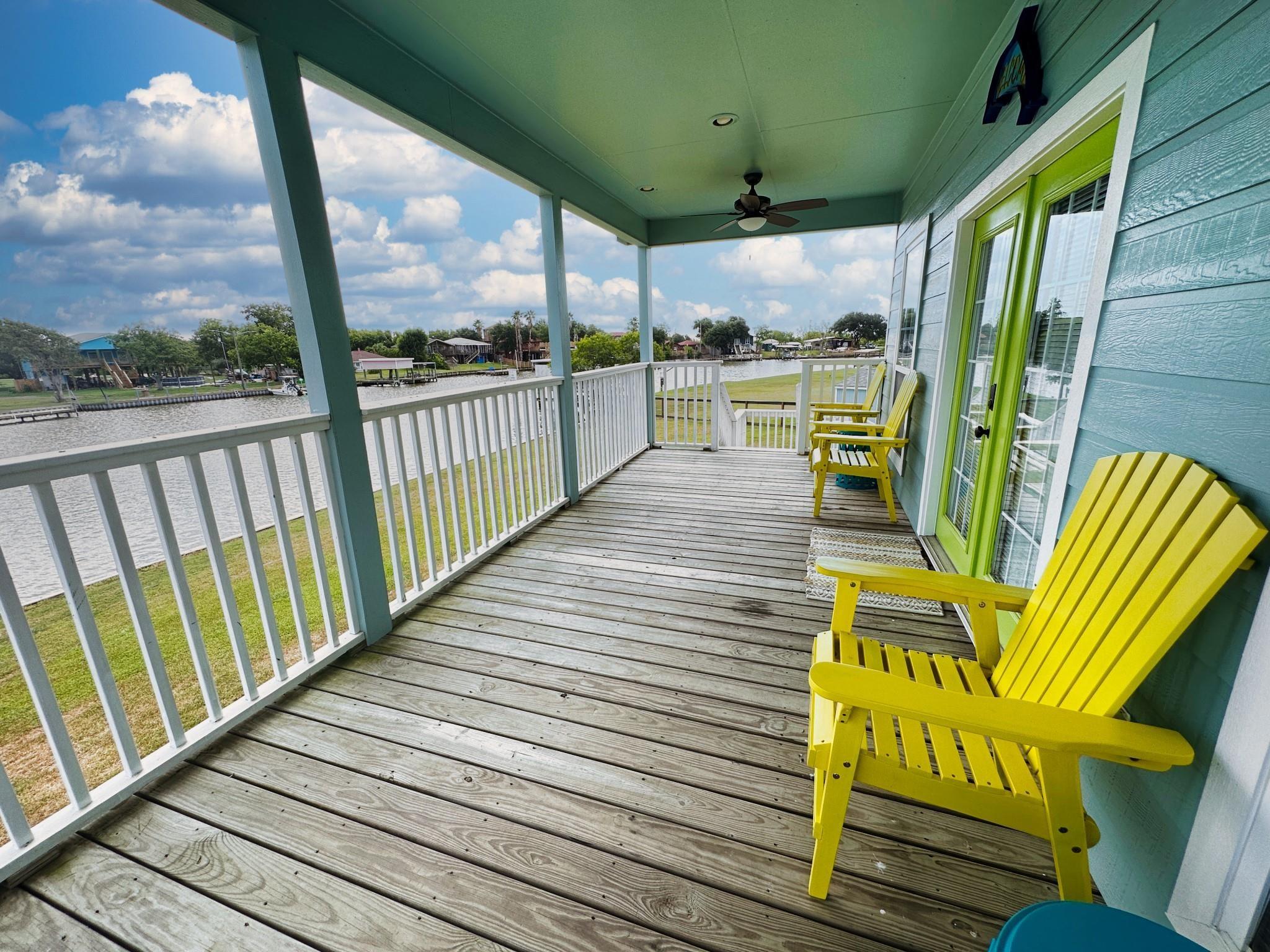 Image 4: Front Porch