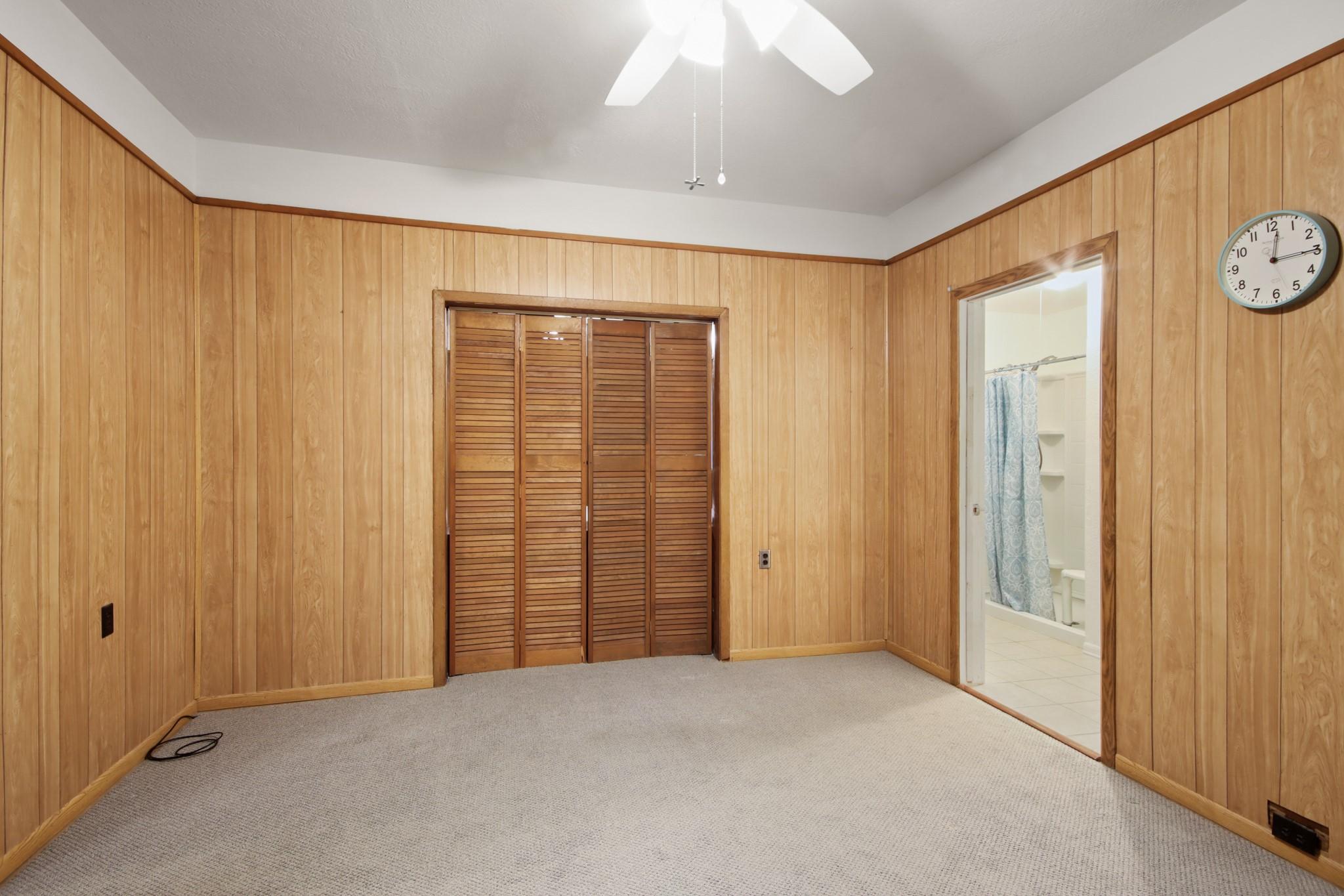 Image 4: Living room