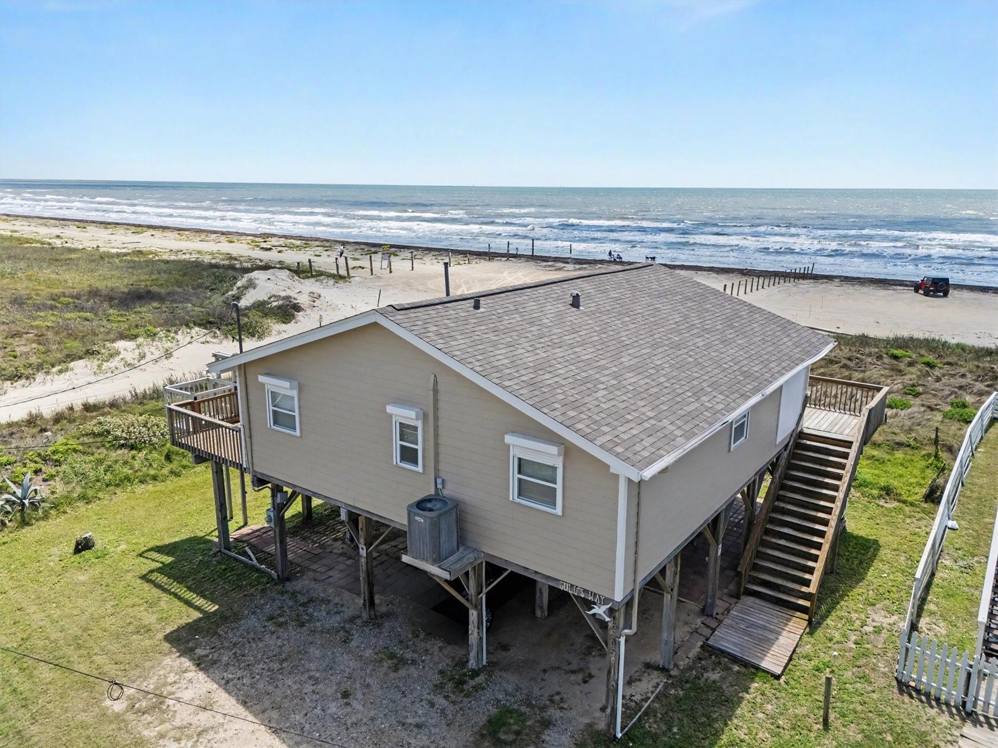 Image 4: Beach aerial views
