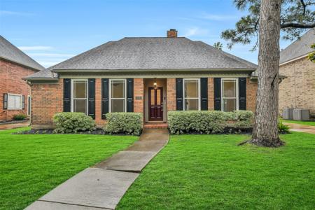 2105 Winged Foot Drive