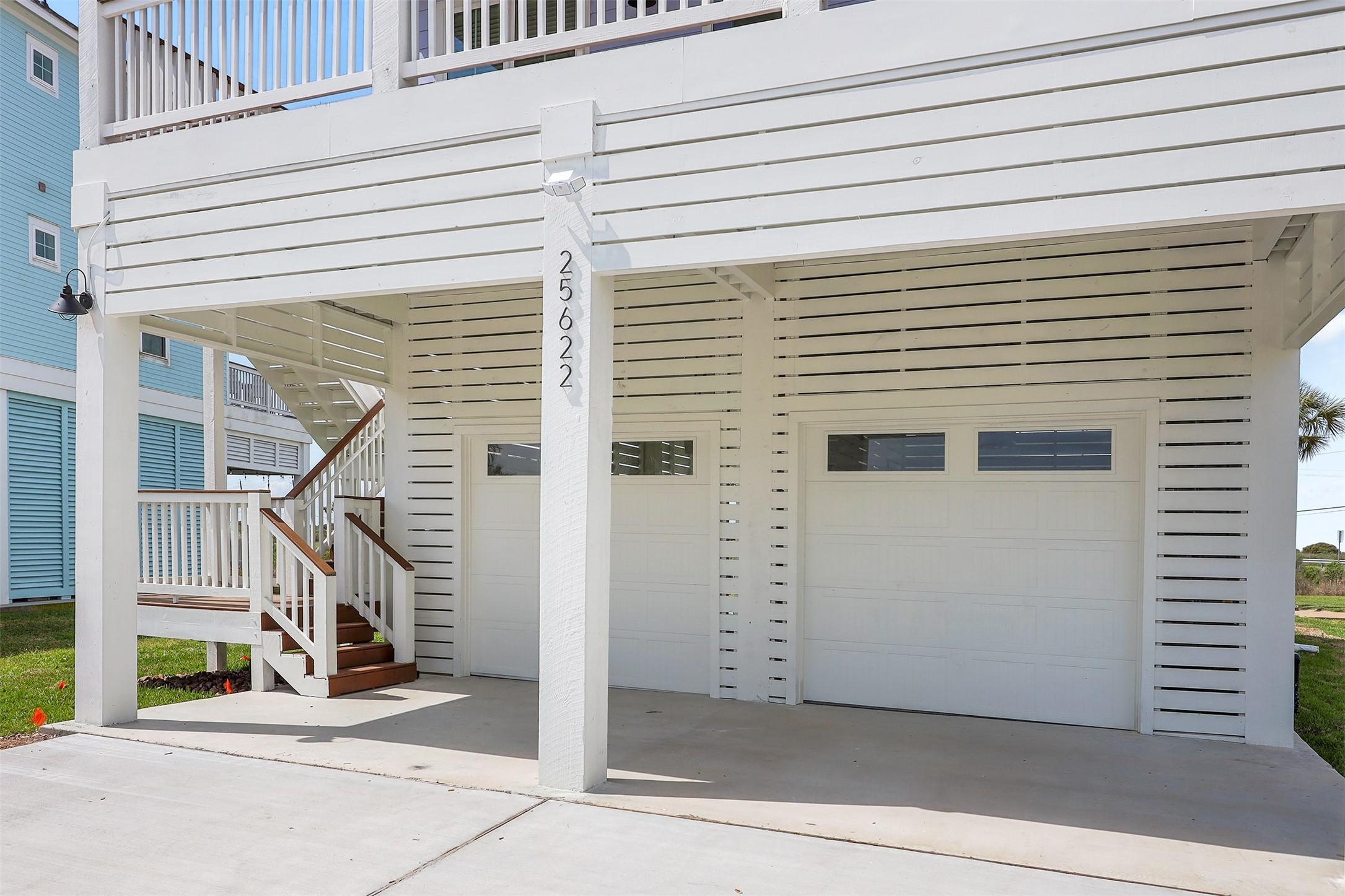 Image 4: The spacious ground-level patio provides plenty of